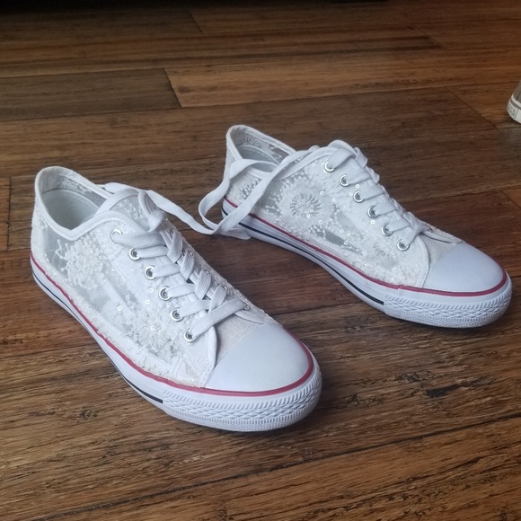 Shoes - European mesh design sneakers